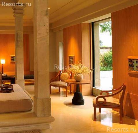 Amanjiwo resort 36